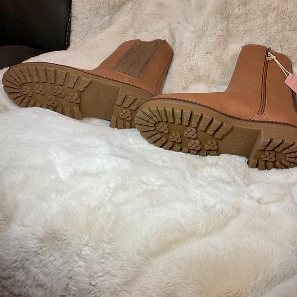 Sam&Libby women’s Scarlett combat boots - Picture 6 of 7